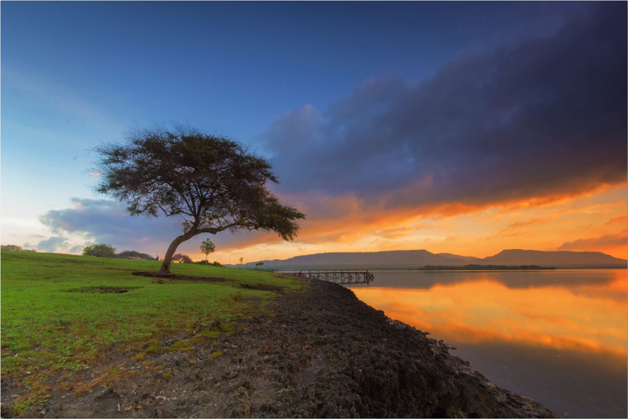 Sunrise di Pantai Karangsewu, Balai TN Bali Barat