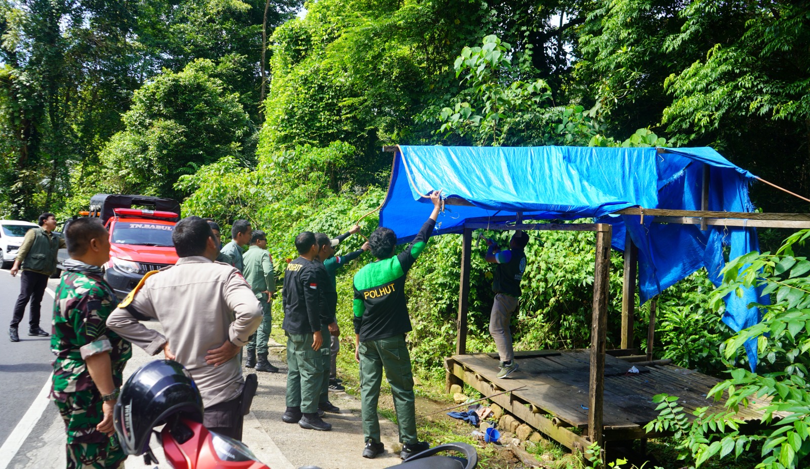 Tata Penjual Madu Karaenta, Balai TN Bantimurung Bulusaraung Gelar Penertiban