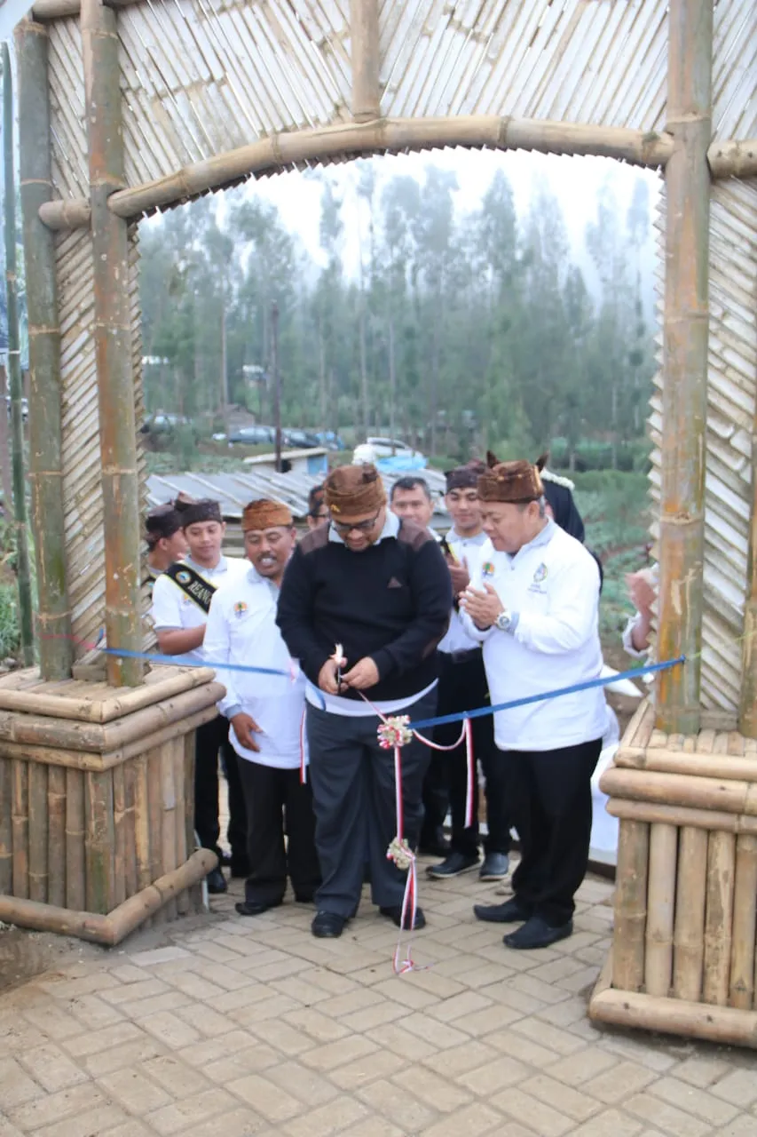 Banner TN Bromo Launching Taman Edelweis Pertama Didunia