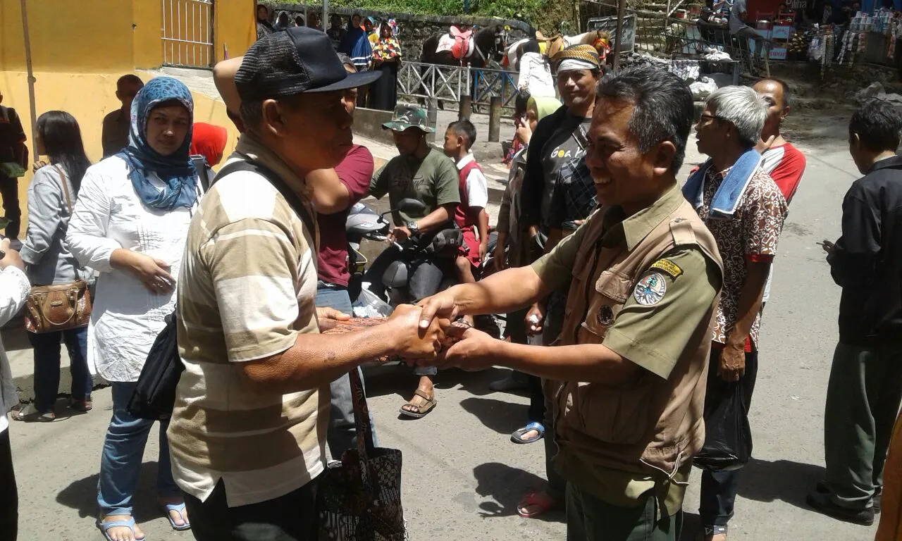 Banner LAUNCHING PEMBERLAKUAN TICKET MASUK PENGUNJUNG TWA GUCI