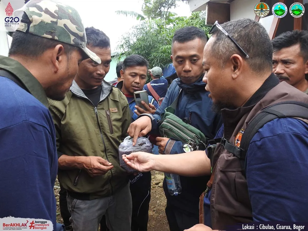 Banner Perkuat Daya Tarik Wisata, BBTNGGP Selenggarakan Pelatihan Kop
