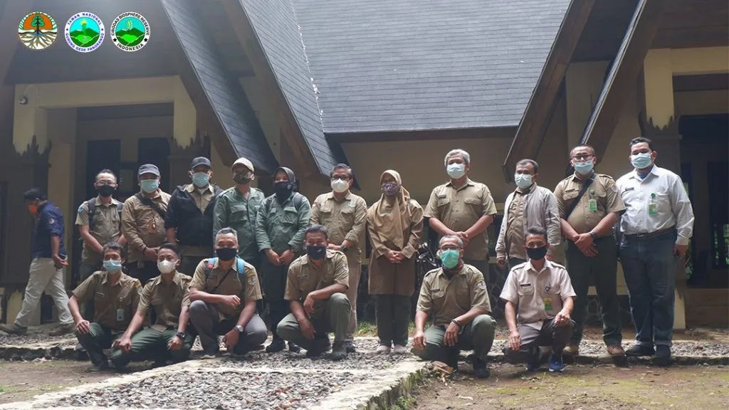 Banner Terimakasih Pak Wamen LHK dan Rekan-rekan Media, TNGGP Pasti Lebih Baik