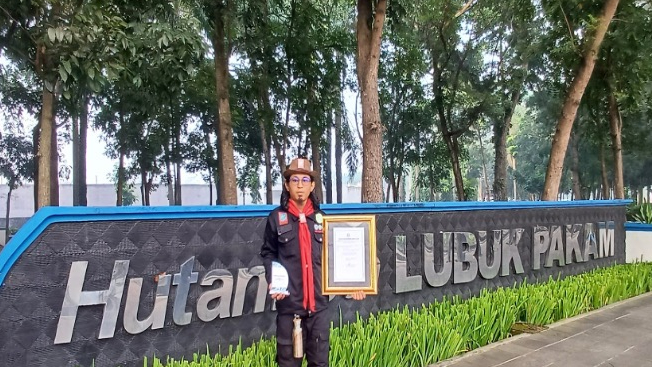 Banner Konsisten Mengabdi untuk Alam, Founder KPA GRAS Nurhabli Ridwan Raih Juara I Wana Lestari Sumut 2026 Kategori Kader Konservasi Alam