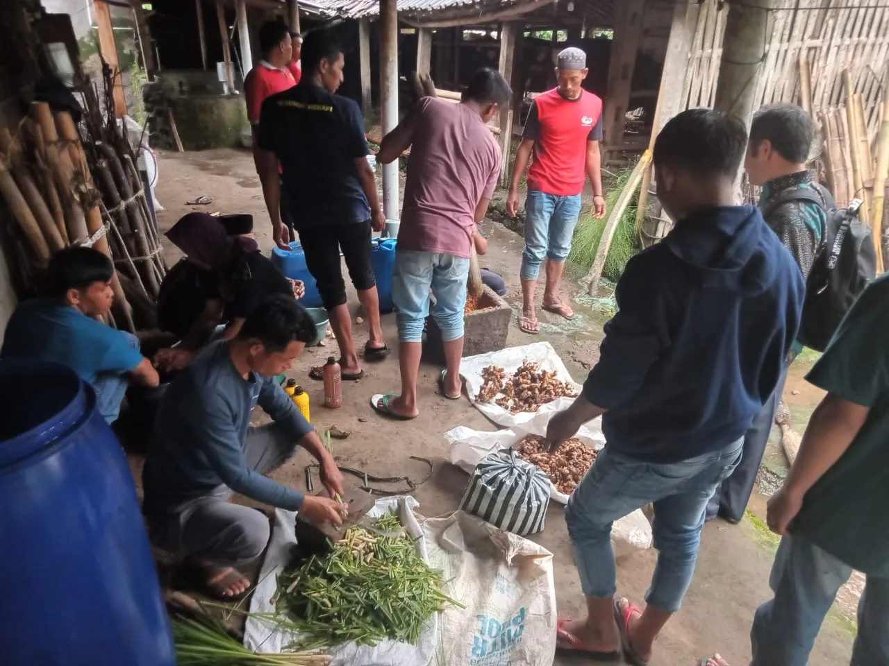 Banner Pendampingan Masyarakat Sangup Membuat Pupuk Organik