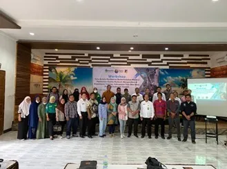 Banner Kemitraan Konservasi Beri Akses Nelayan Dalam Pengelolaan Sumber Daya Alam Perairan