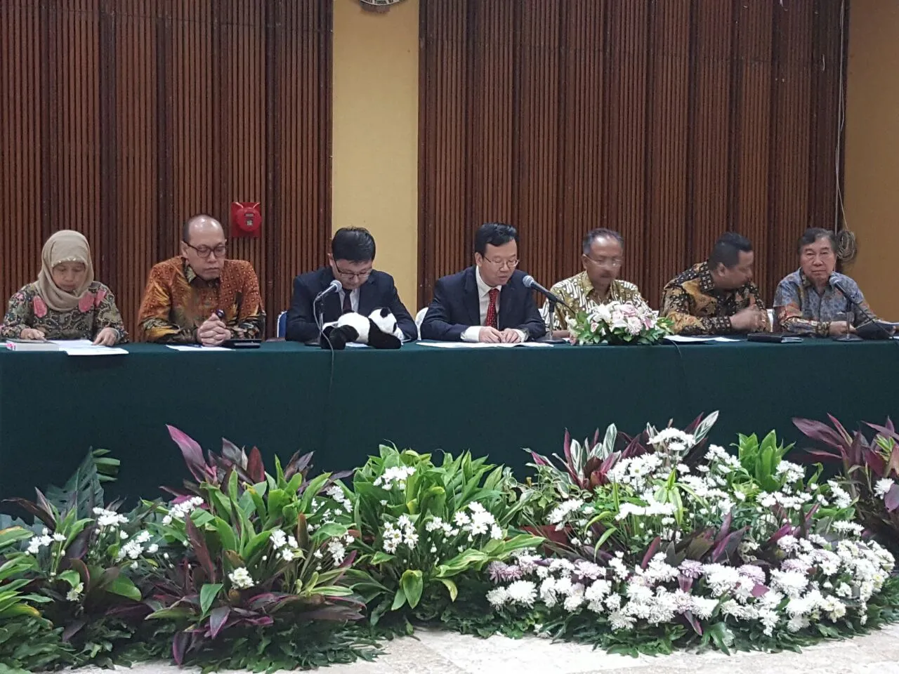 Banner Indonesia-Tiongkok Realisasikan Breeding Loan Giant Panda