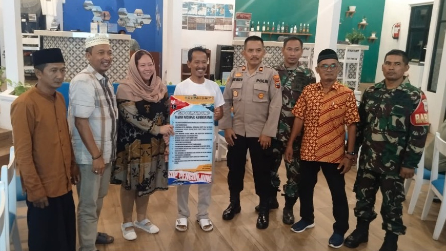 Banner Sinergi Ramadan: Forum Pariwisata Berkelanjutan Karimunjawa Bahas Daya Dukung Wisata Berkelanjutan