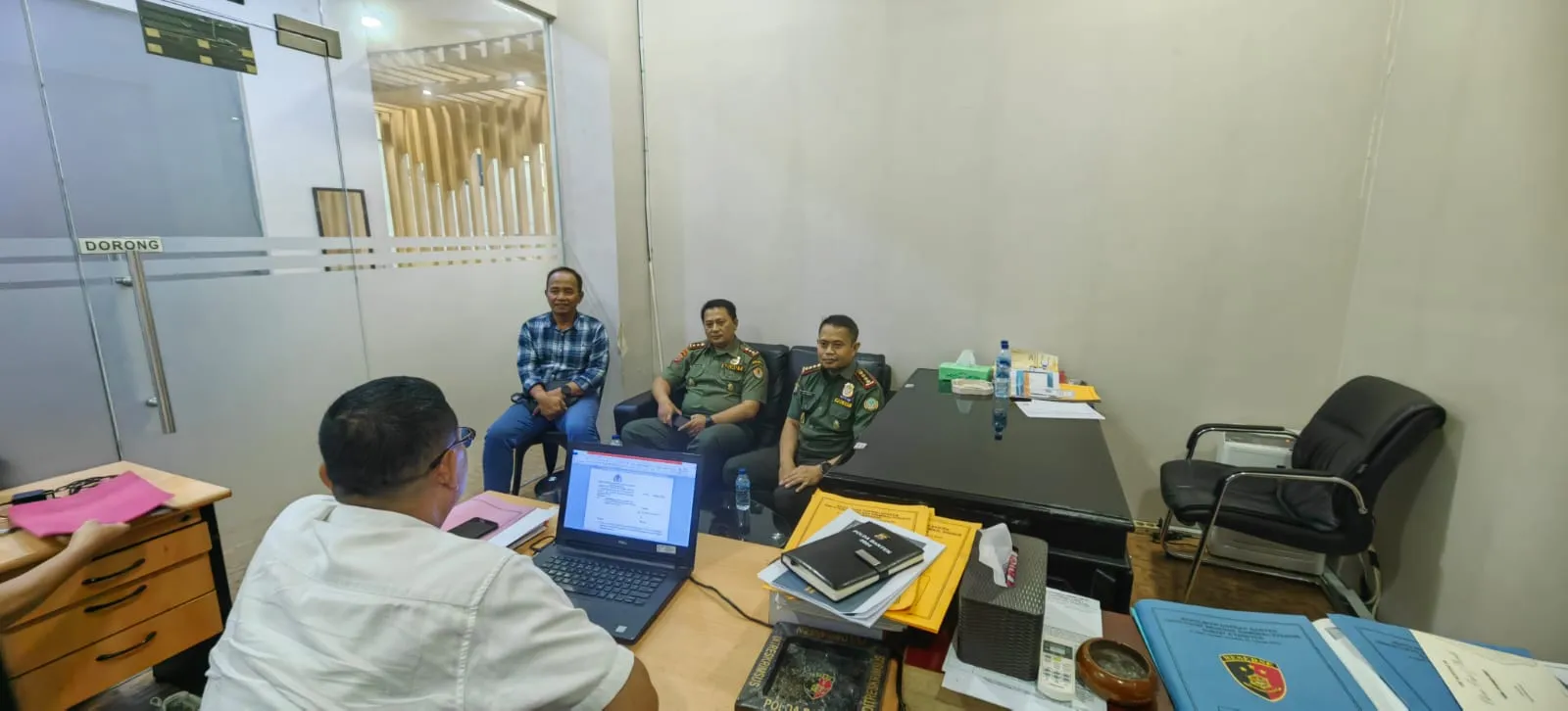 Banner TN Ujung Kulon Beri Klarifikasi Terkait Pembersihan Tumpahan Batubara di Perairan Pulau Panaitan