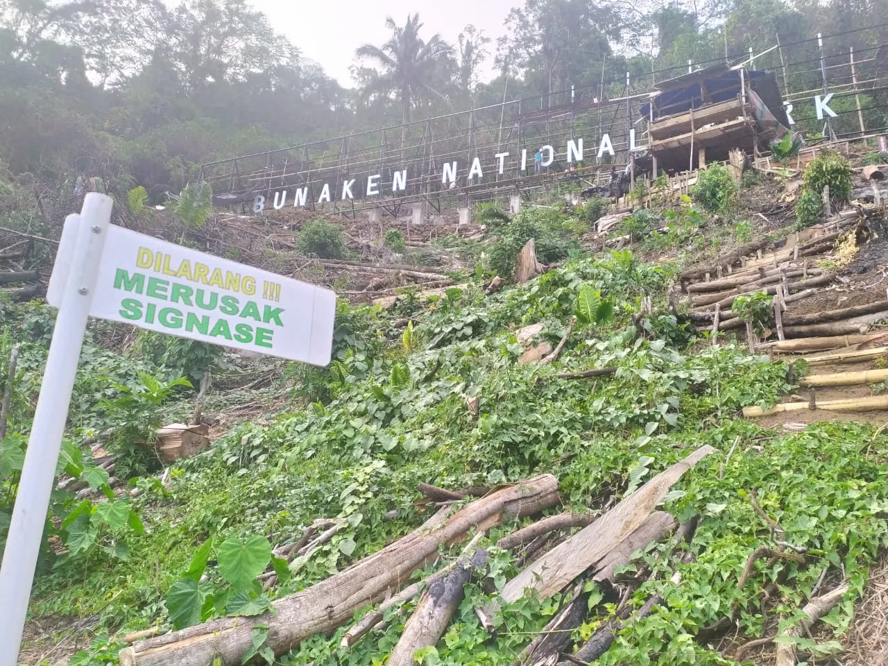 Banner Manado Tua sebagai Destinasi Baru Wisata Alam di Taman Nasional Bunaken