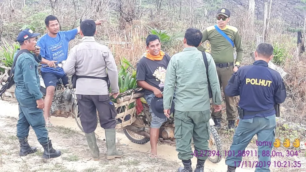 Banner TN. Tesso Nilo, Polri Dan Polhut Gakkum Wilayah Sumatera Lakukan Kegiatan Patroli Gabungan Di Kawasan TN. Tesso Nilo SPTN Wil. II Baserah