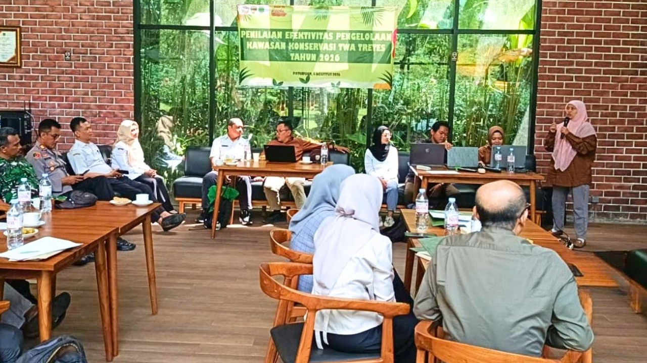 Banner Berani Bercermin, TWA Tretes Membuka Kekurangan untuk Memperkuat Konservasi