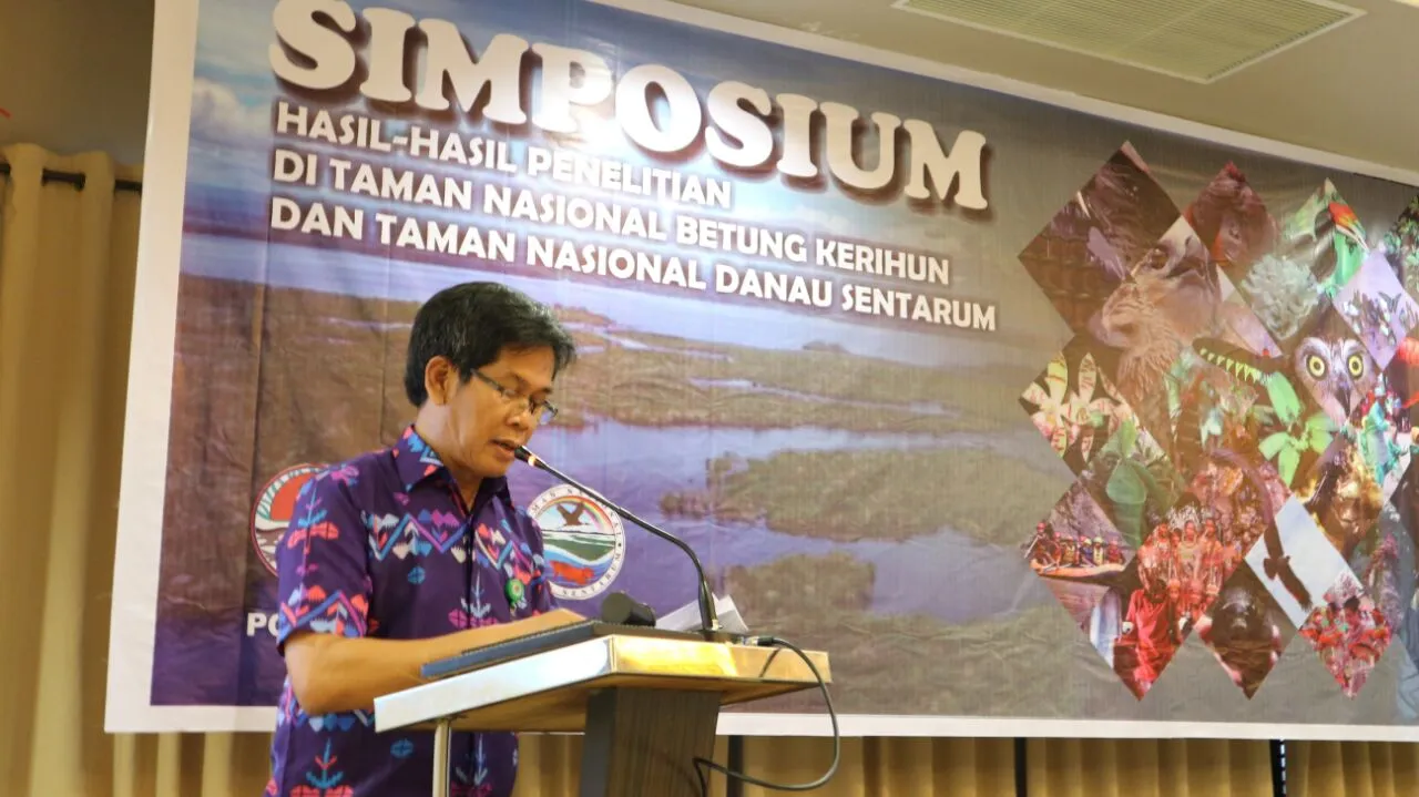 Banner Simposium Hasil-Hasil Penelitian Di Taman Nasional Betung Kerihun dan Taman Nasional Danau Sentarum