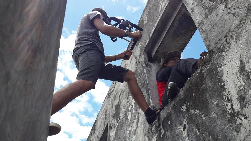 Banner Tim Dokumetasi Ekspedisi Lolobata, tiba di Ternate