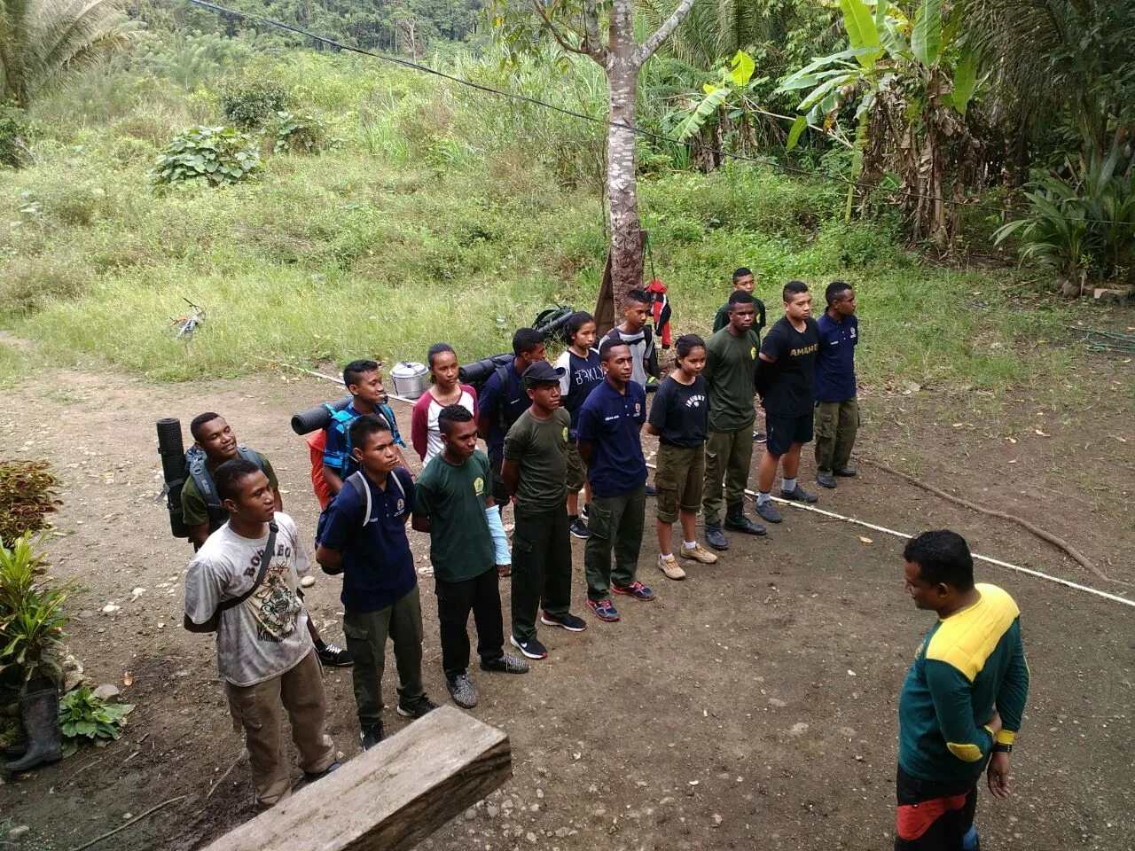 Banner Menyambut Bidadari Bersama Siswa SMK Kehutanan Manokwari di TN. Aketajwe Lolobata