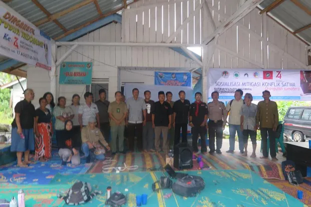 Banner Sosialisasi Mitigasi Konflik Orangutan Sumatera Di Sibolangit