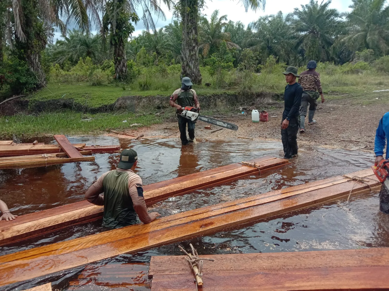 Banner BBKSDA Riau Amankan Perairan SM Giam Siak Kecil