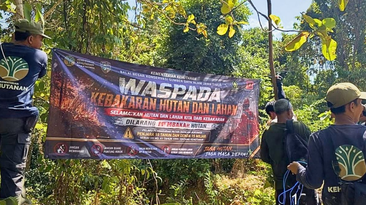 Banner Sebelum Asap Membumbung, BBKSDA Jawa Timur Perkuat Benteng Pencegahan Kebakaran Hutan di Bawean