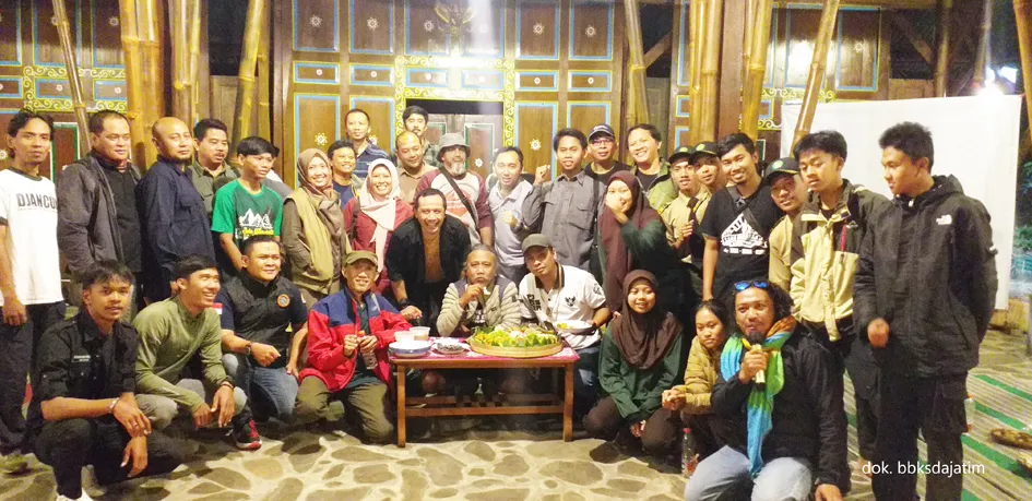 Banner Road to HKAN, BBKSDA Jatim Jagongan Bahas Konservasi di Baung