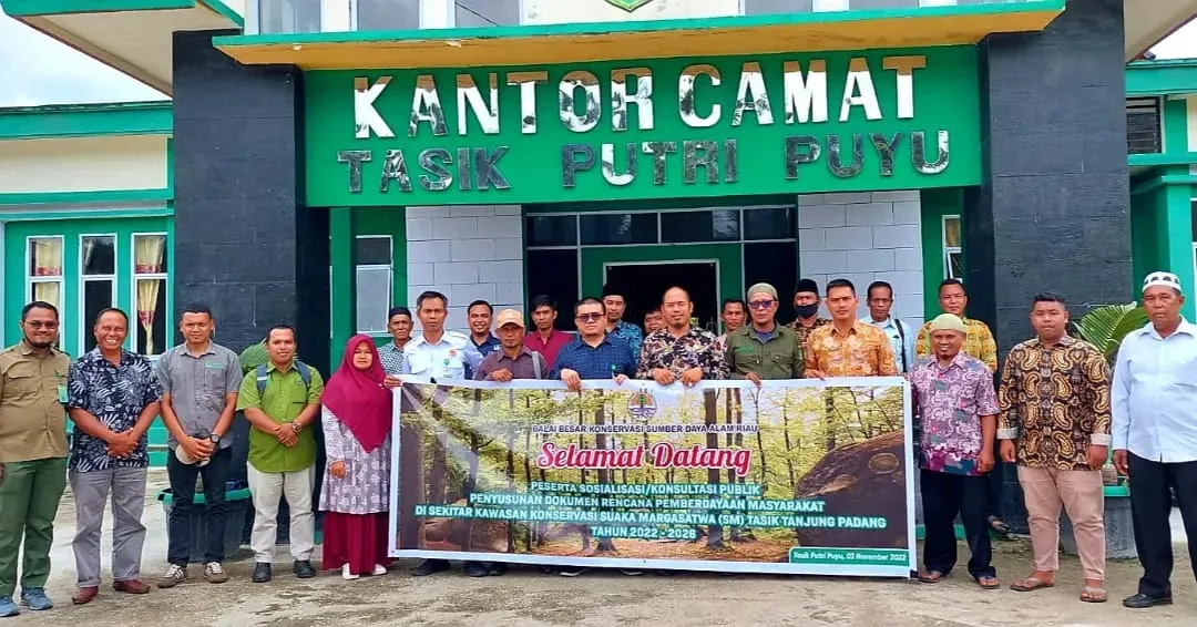 Banner Menuju Masyarakat Sekitar SM Tasik Tanjung Padang Sejahtera