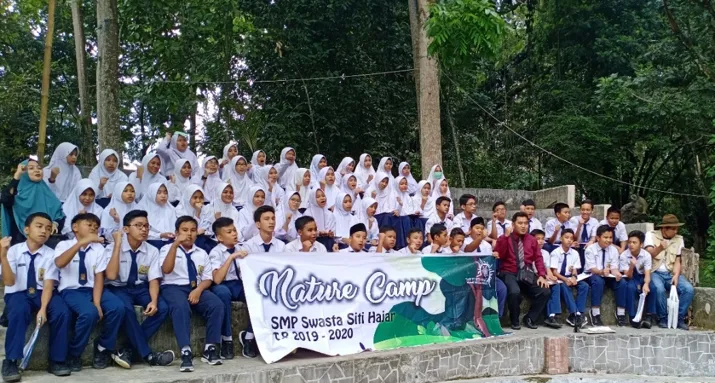 Banner SMP Swasta Siti Hajar Medan Wisata Ekoling ke TWA Sibolangit
