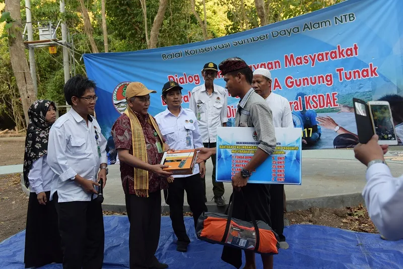 Banner Dialog Pemberdayaan Masyarakat Daerah Penyangga TWA G. Tunak Bersama Dirjen KSDAE