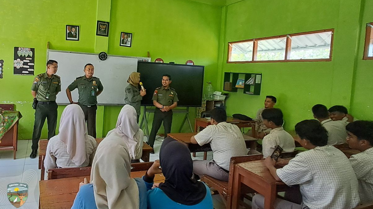 Banner PPDB SMK Kehutanan Hadir di Tapal Batas Konservasi
