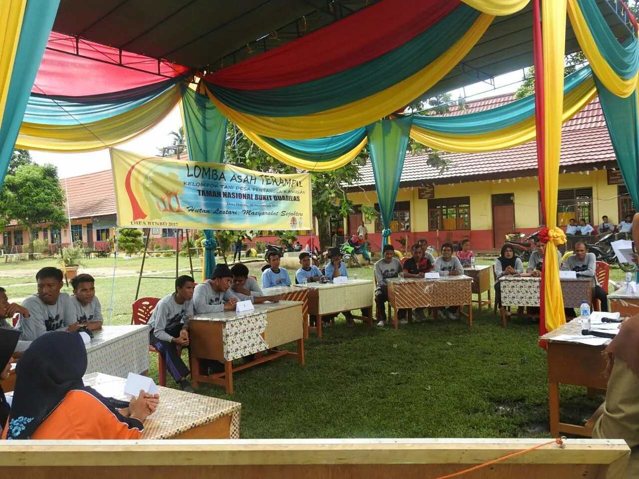 Banner Serunya Lomba Asah Terampil Kelompok Tani Taman Nasional Bukit Duabelas