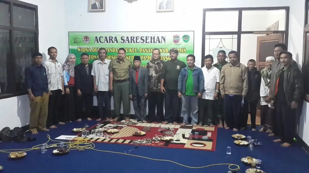 Banner Penanaman Lahan Kritis di Sekitar Gunung Sawal