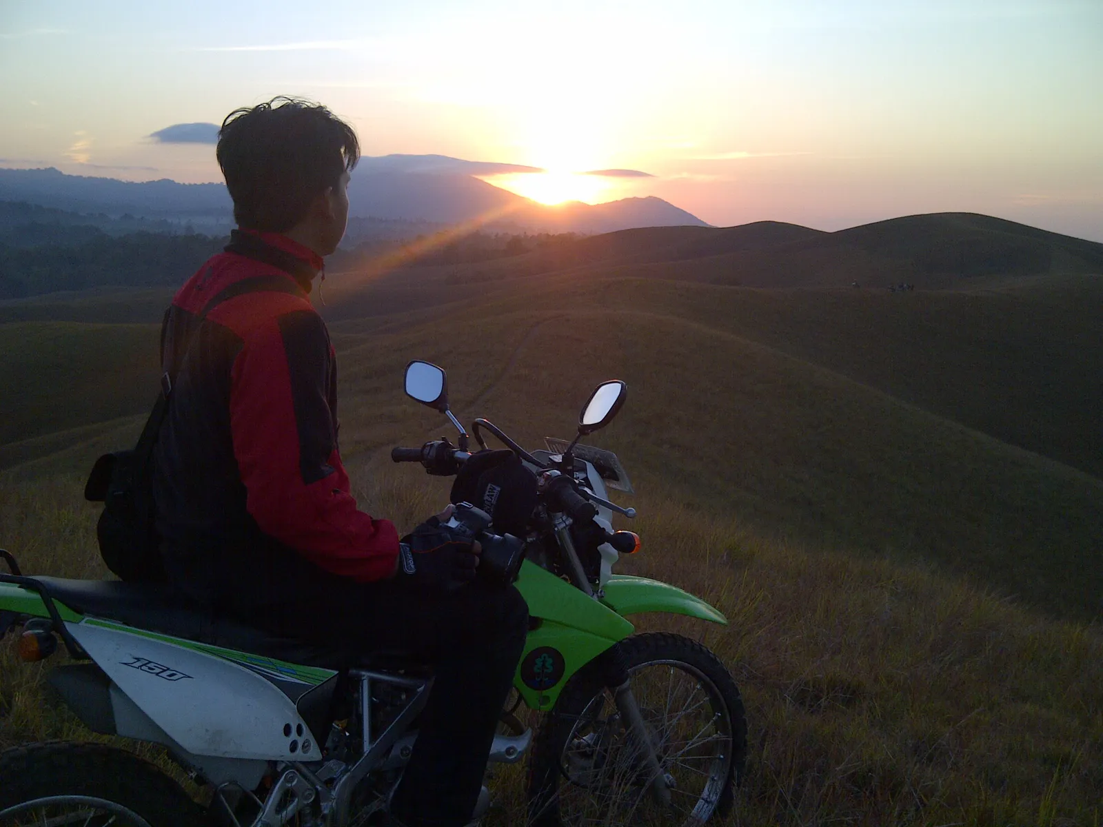 Banner Bukit Modus, Taman Surga Dari Sulawesi Tenggara