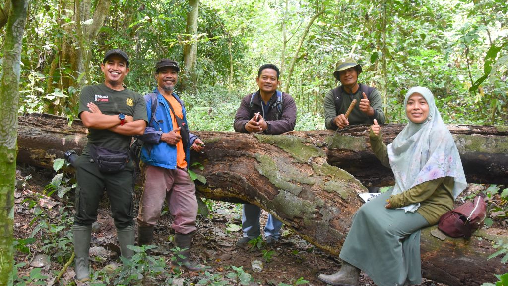 Banner Saat Liburan, 185 Petugas BBKSDA Jawa Timur Tetap Jaga Alam