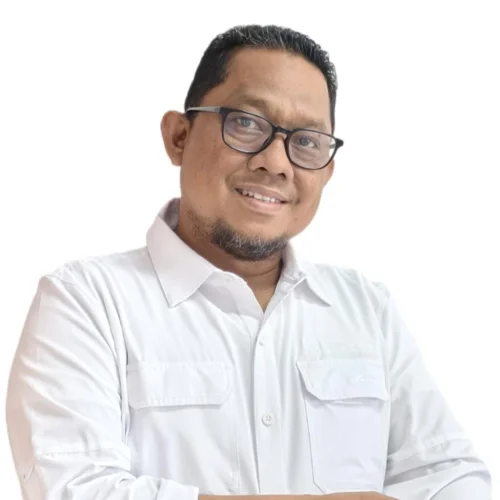 Ahmad Munawir, S.Hut., M.Si.