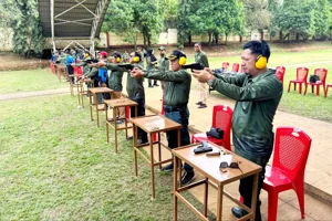 Banner Berita Pelatihan Menembak: Tingkatkan Kemampuan Polisi Kehutanan TN Babul